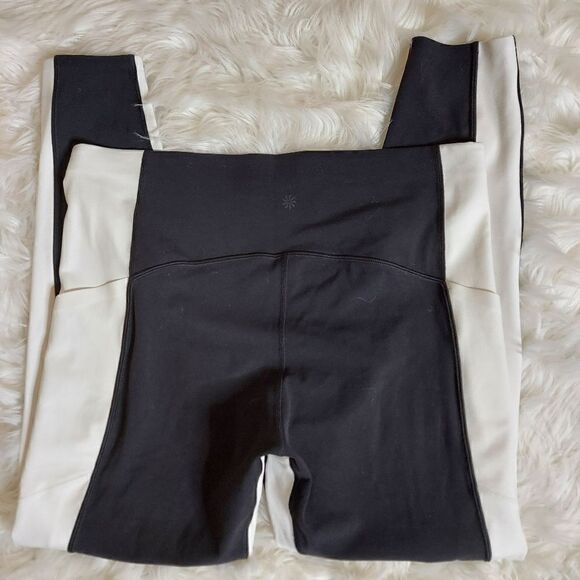 Athleta Women's black and white leggings - Picture 6 of 11